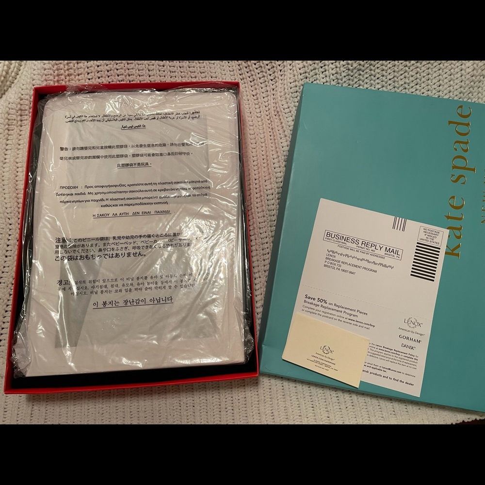 COPY - Kate Spade Double Point Invitation Frame